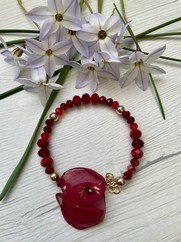 BRACCIALE RIGIDO CON CRISTALLI ROSSO E FIORE CHIFFON