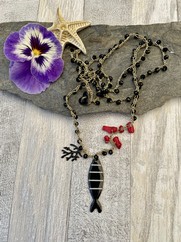 COLLANA UNCINETTO PESCIOLINO NERO MEDIO