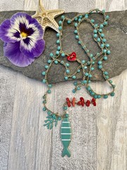 COLLANA UNCINETTO PESCIOLINO TURCHESE MEDIO