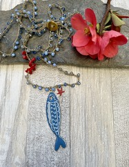 COLLANA UNCINETTO PESCIOLINO AZZURRO POLVERE GRANDE
