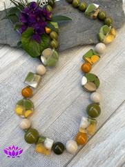 COLLANA IN RESINA VERDE GIALLO