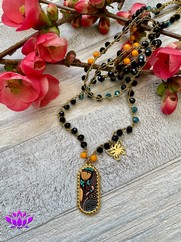 COLLANA UNCINETTO MEDAGLIONE NERO FIORE